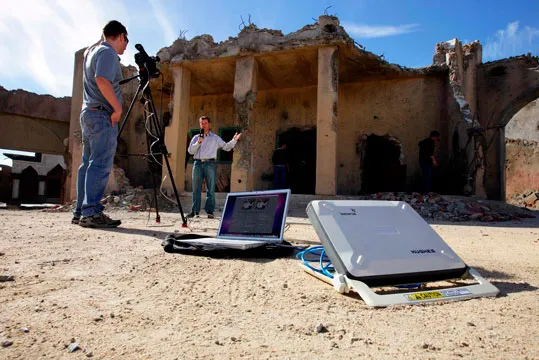 Передвижная спутниковая связь на земле